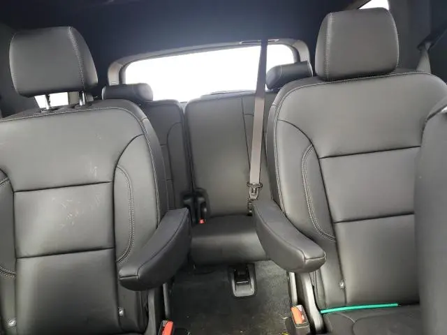 2023 CHEVROLET TRAVERSE LT  