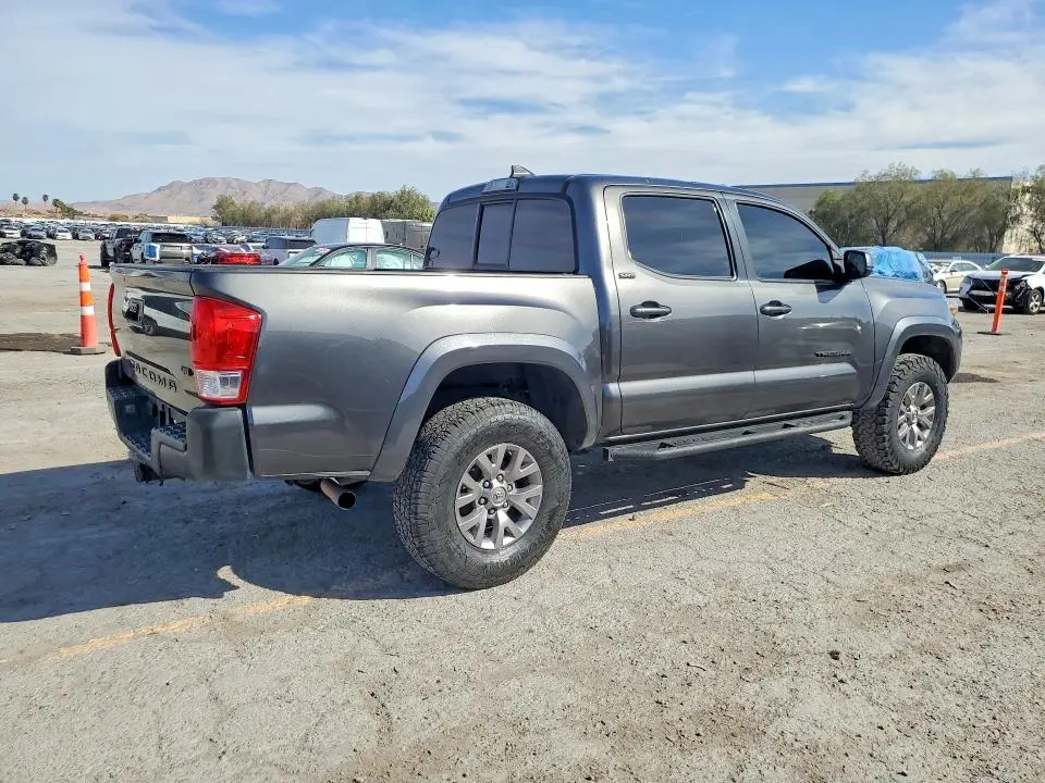 2017 TOYOTA TACOMA SR5 V6  