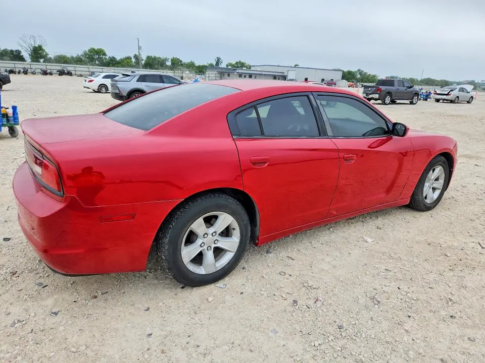 2013 DODGE CHARGER SE  