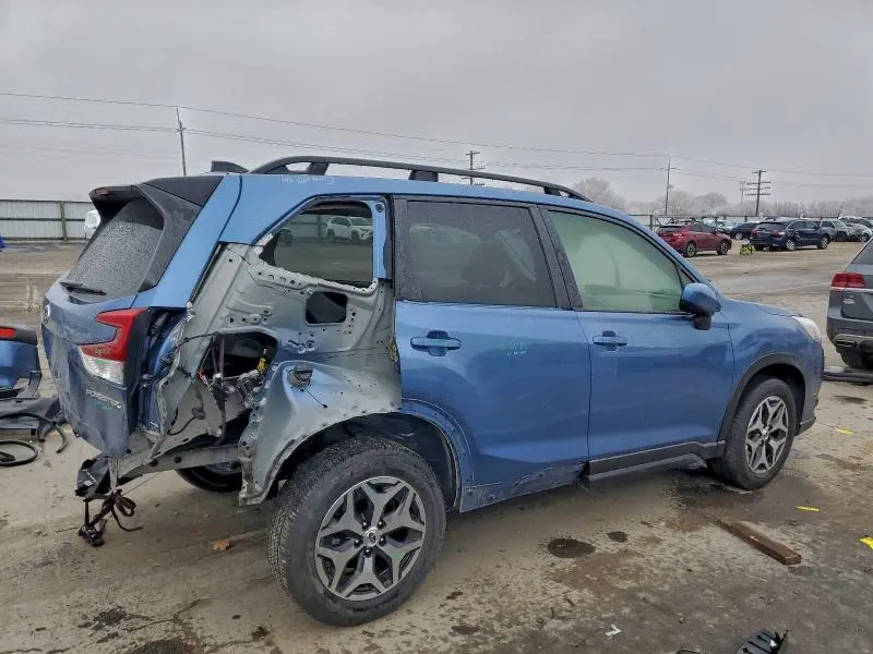 2024 SUBARU FORESTER PREMIUM  