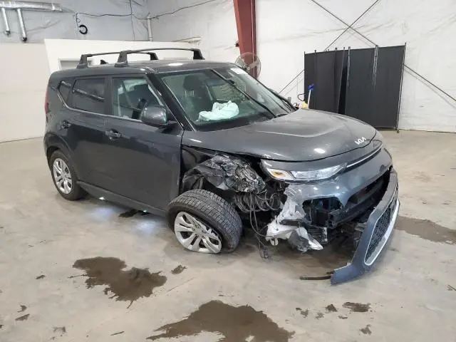 2022 KIA SOUL LX  