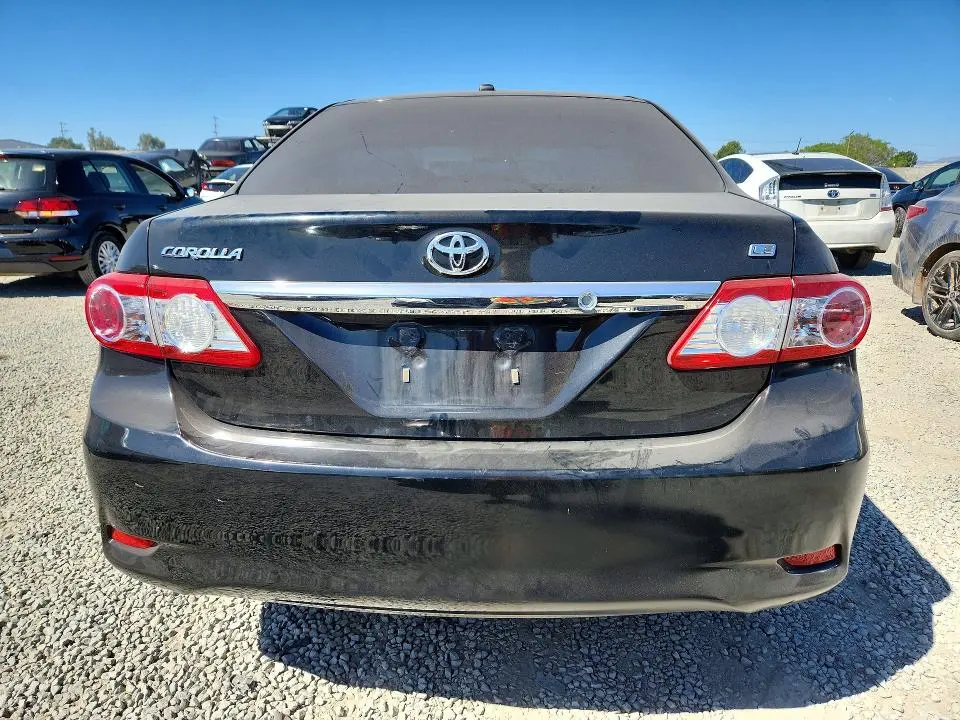 2011 TOYOTA COROLLA LE  