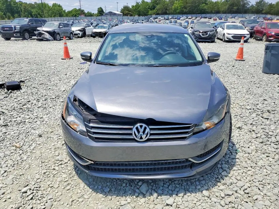 2014 VOLKSWAGEN PASSAT S  