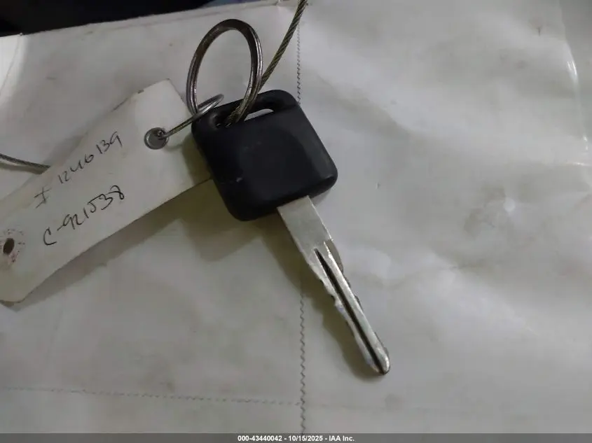 2012 NISSAN VERSA 1.8 S