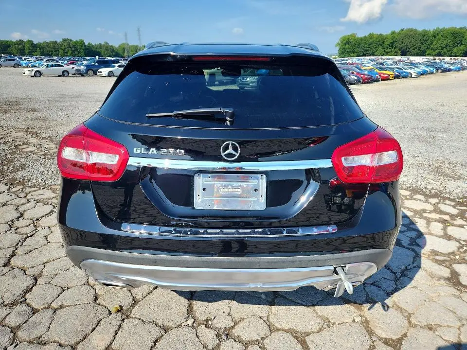 2017 MERCEDES-BENZ GLA 250  