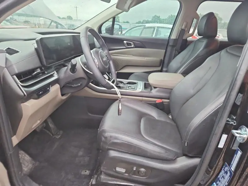 2025 KIA CARNIVAL LXS  