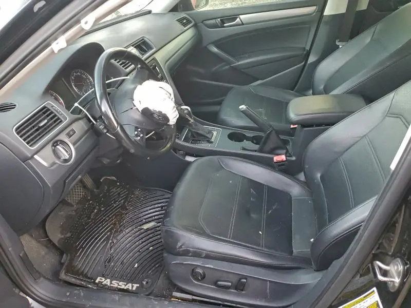 2015 VOLKSWAGEN PASSAT S  