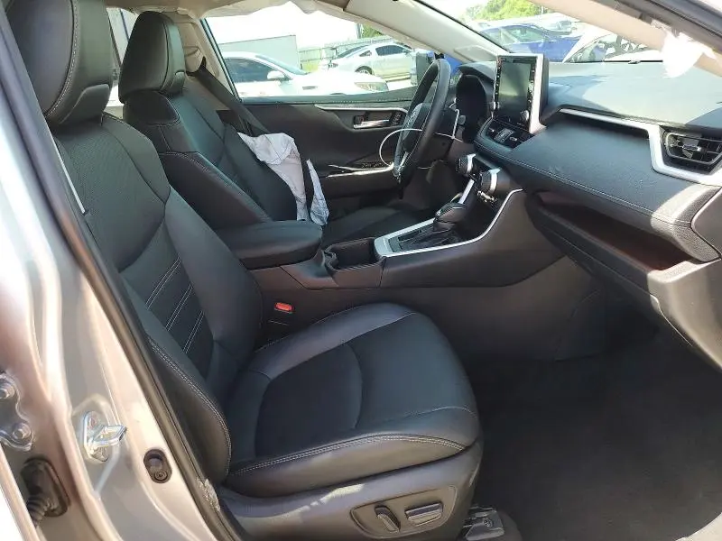 2022 TOYOTA RAV4 LIMITED  