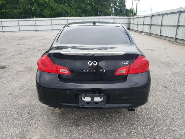 2011 INFINITI G37 BASE