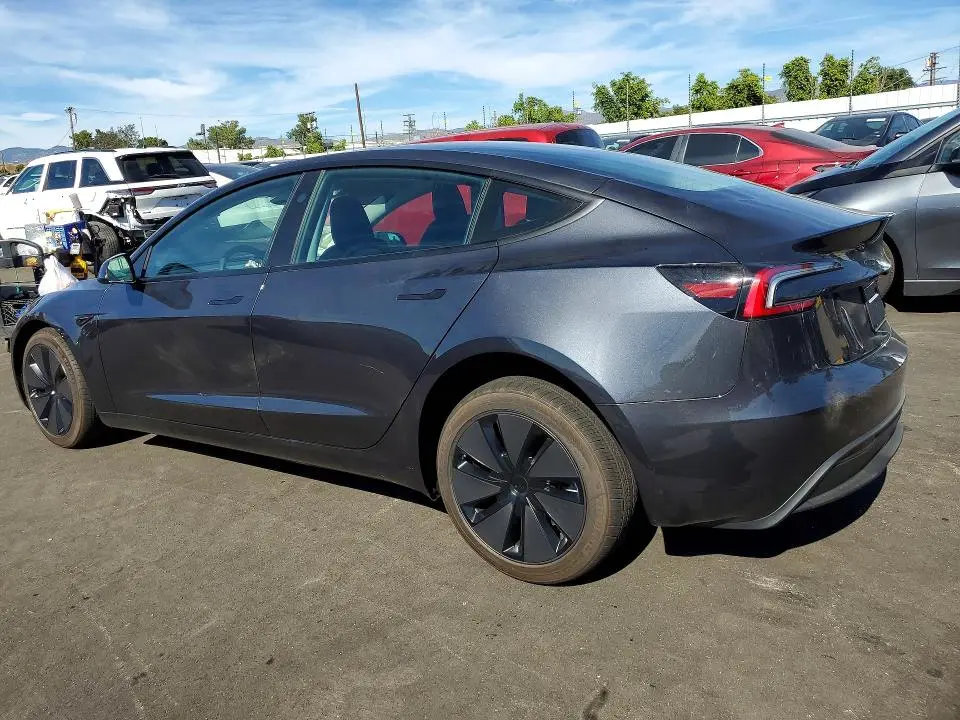 2026 TESLA MODEL 3   