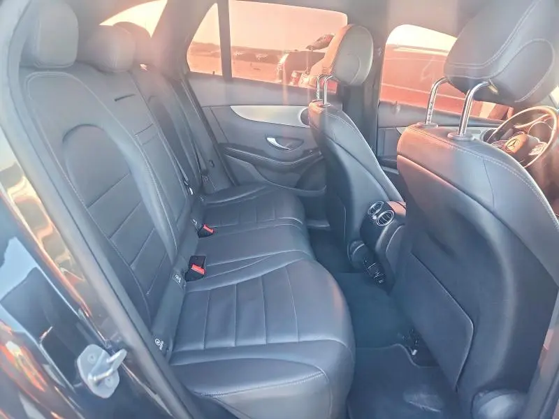 2020 MERCEDES-BENZ GLC 300  