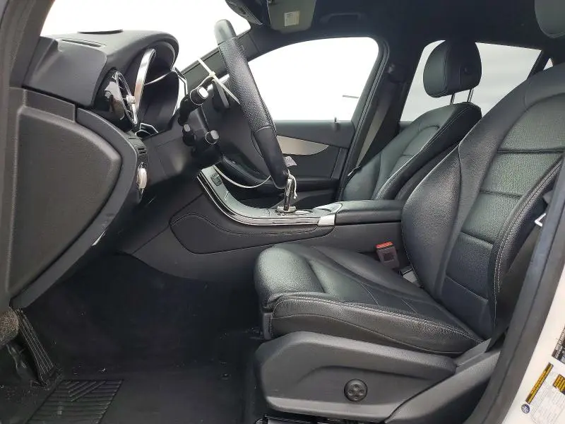 2019 MERCEDES-BENZ GLC 300 4MATIC  