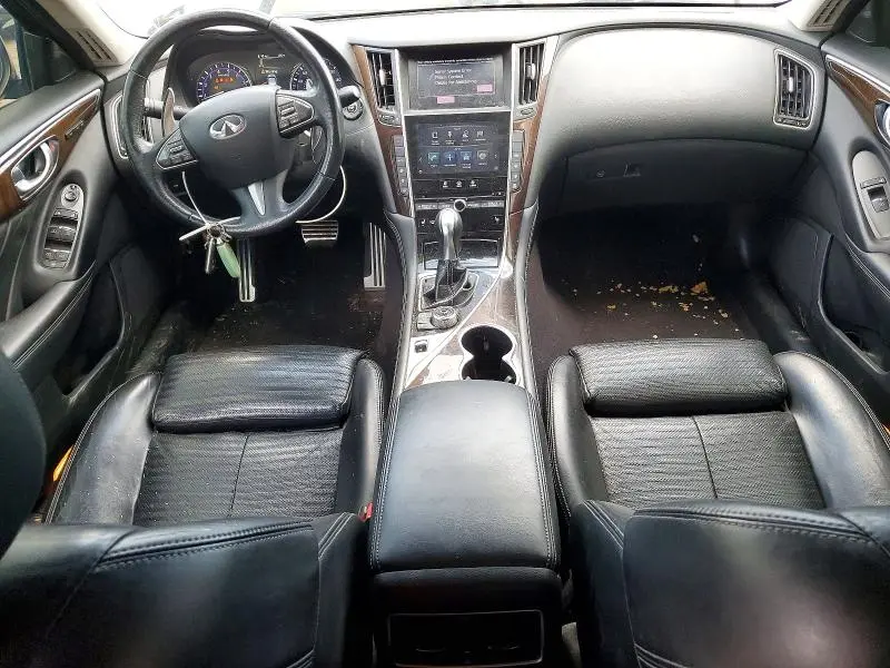 2016 INFINITI Q50 RED SPORT 400  