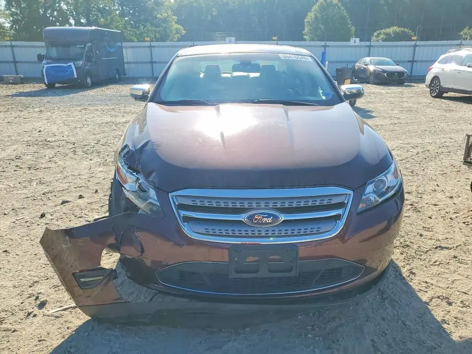 2012 FORD TAURUS LIMITED  