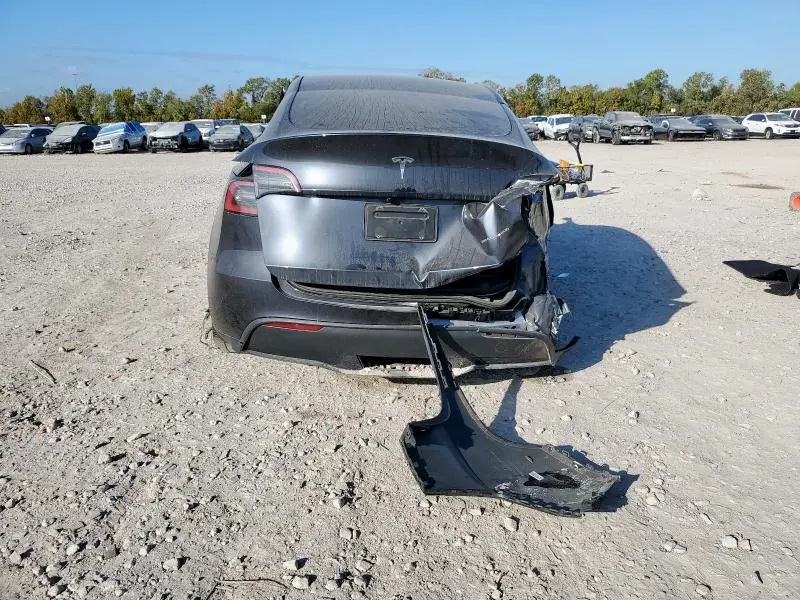 2024 TESLA MODEL Y   