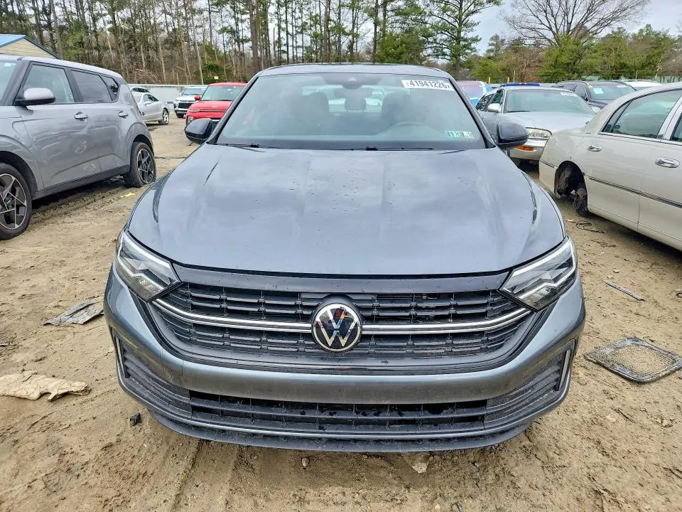2023 VOLKSWAGEN JETTA SPORT  