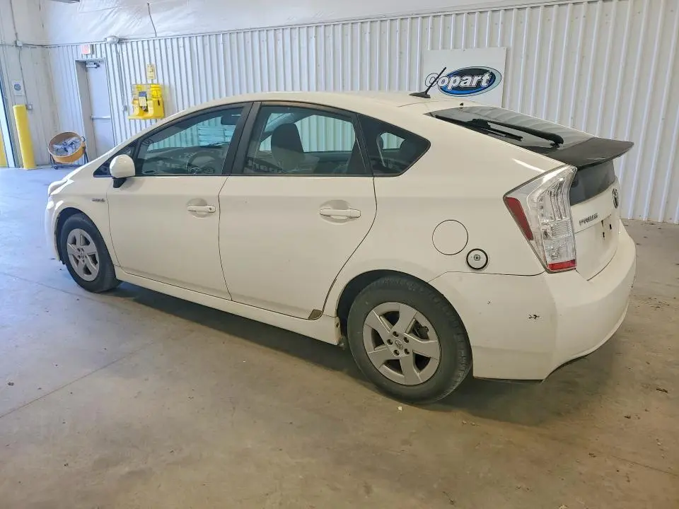 2011 TOYOTA PRIUS TWO  