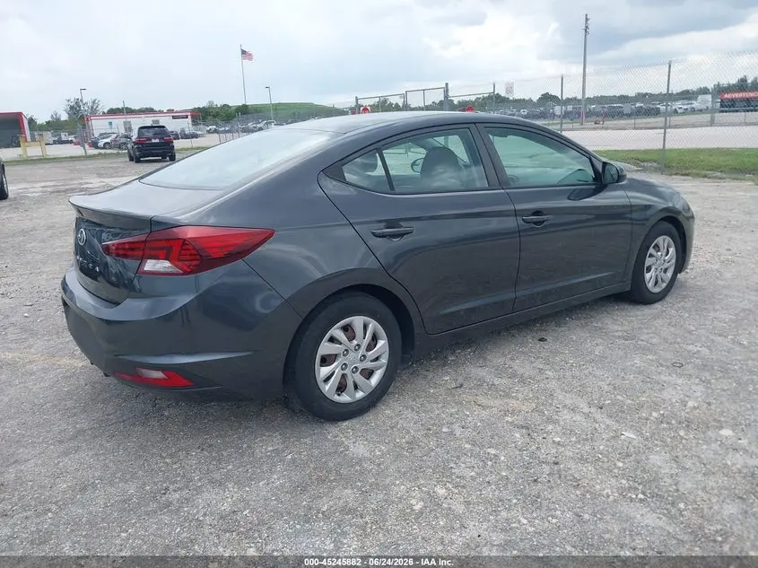 2020 HYUNDAI ELANTRA SE