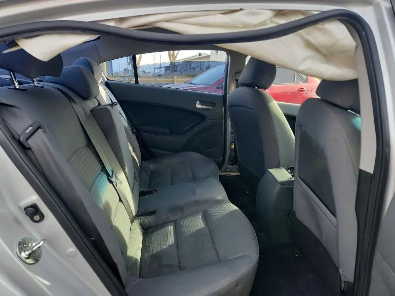 2018 KIA FORTE LX  