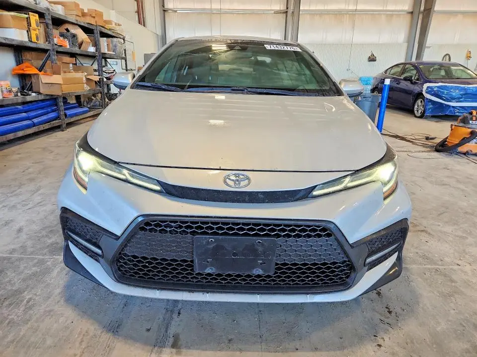 2021 TOYOTA COROLLA SE  