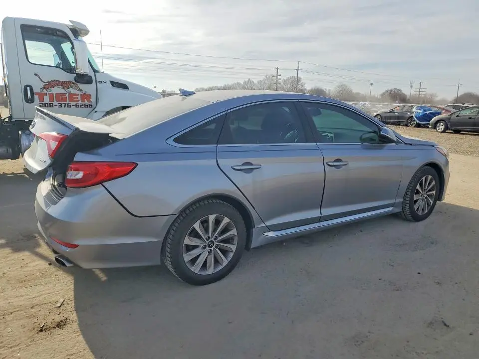 2016 HYUNDAI SONATA SPORT  