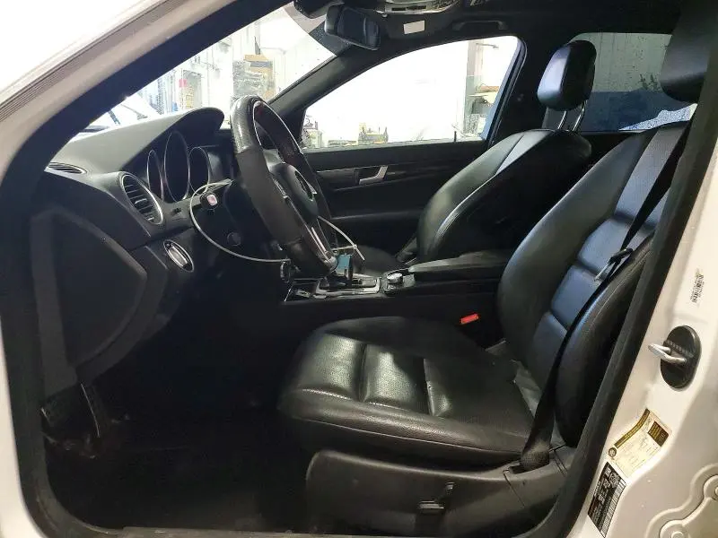 2013 MERCEDES-BENZ C 250  