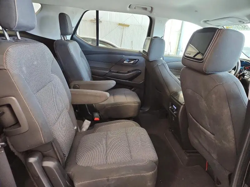 2018 CHEVROLET TRAVERSE LT  