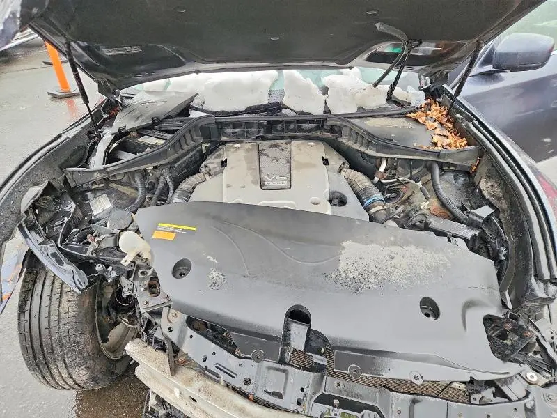 2011 INFINITI M37 X  