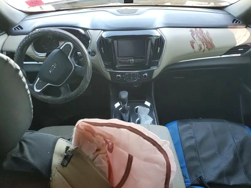 2022 CHEVROLET TRAVERSE LS  