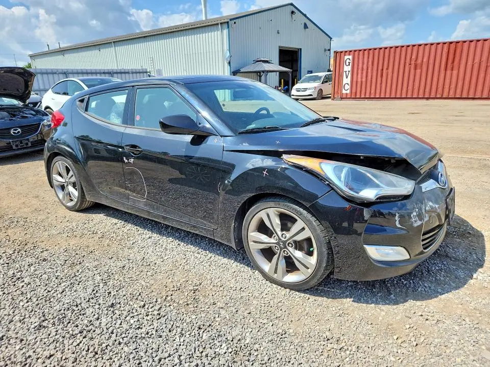 2013 HYUNDAI VELOSTER BASE  