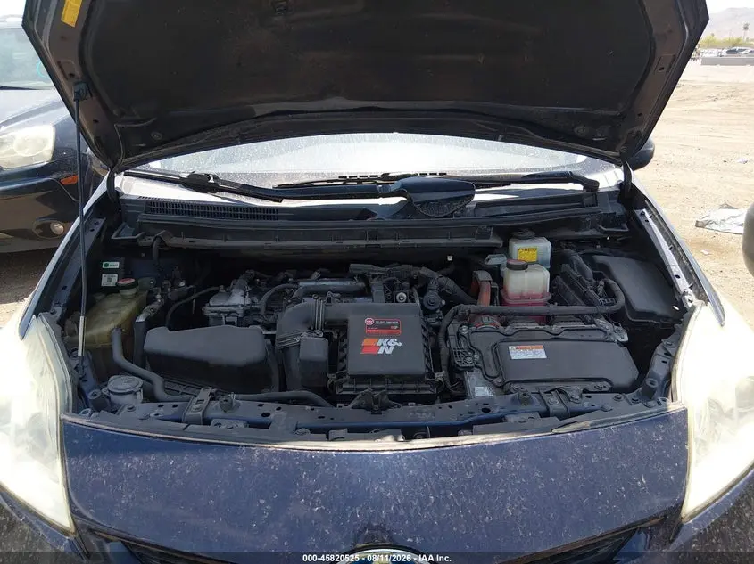 2015 TOYOTA PRIUS FOUR