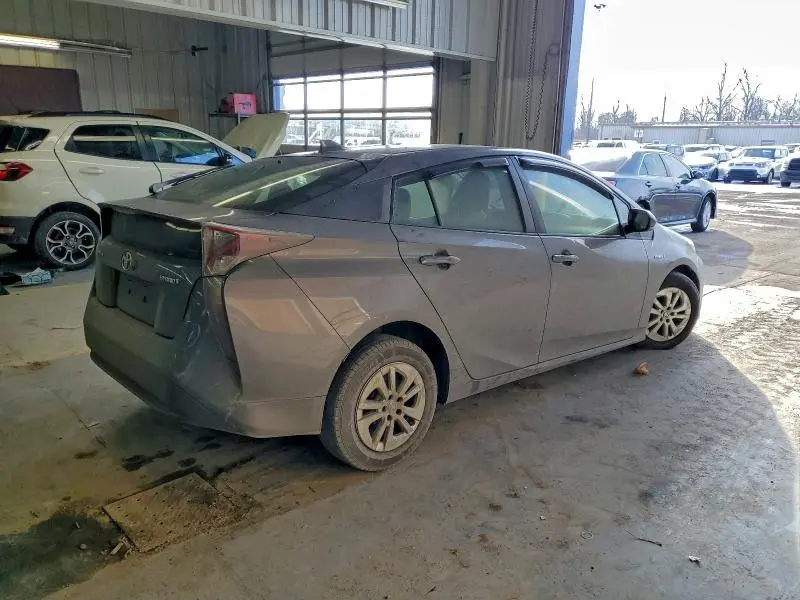 2017 TOYOTA PRIUS   