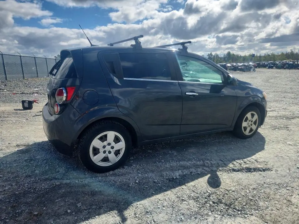 2014 CHEVROLET SONIC LT  
