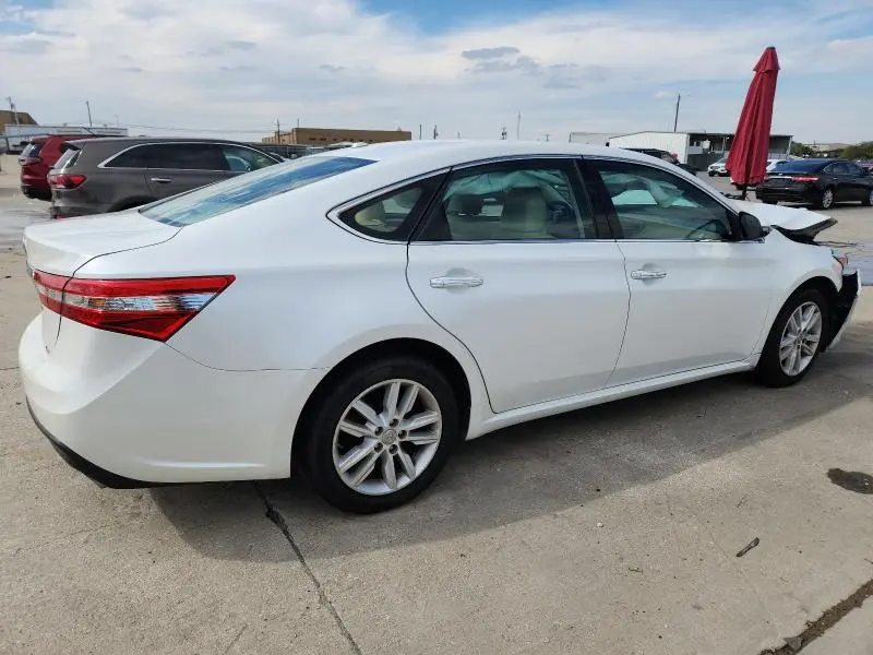 2015 TOYOTA AVALON XLE  