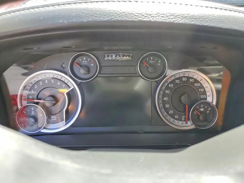 2015 RAM 1500 SPORT  