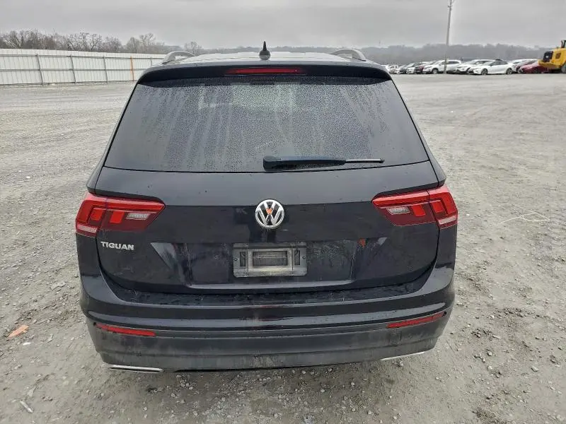 2021 VOLKSWAGEN TIGUAN S  