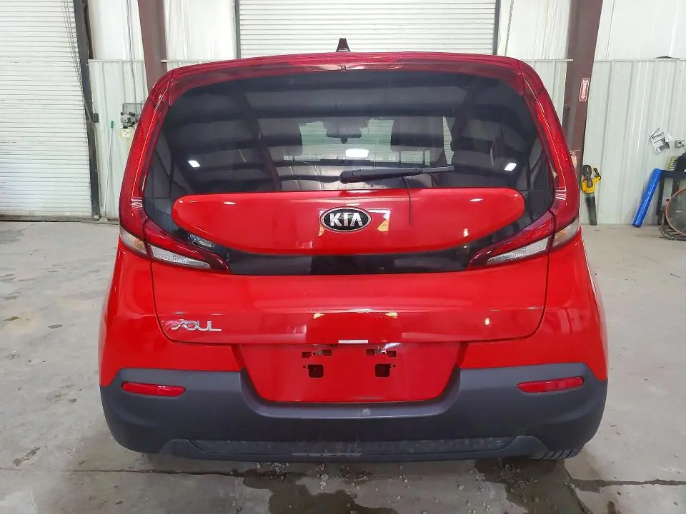 2021 KIA SOUL LX  