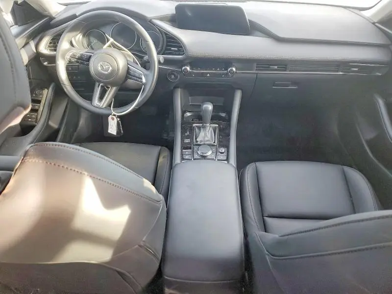 2025 MAZDA 3 PREFERRED  