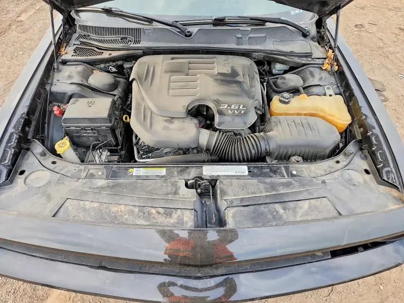 2012 DODGE CHALLENGER SXT  