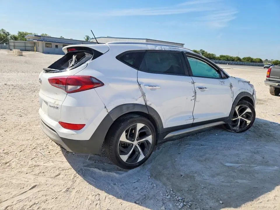 2017 HYUNDAI TUCSON SPORT  