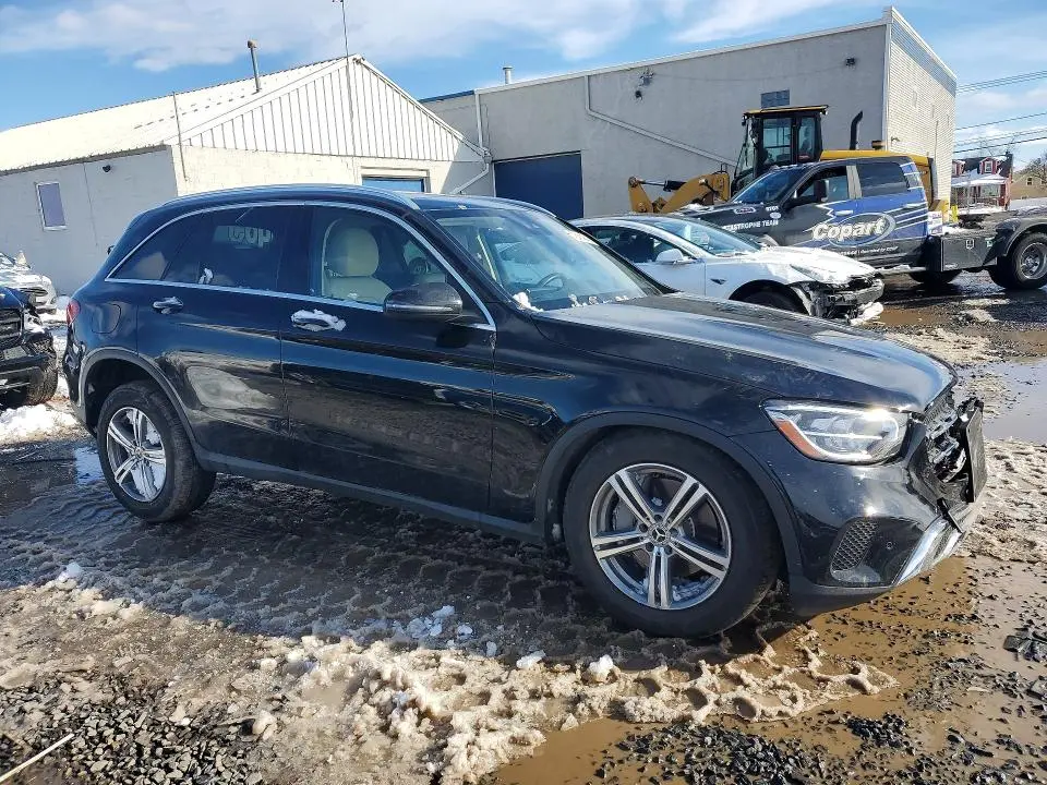 2022 MERCEDES-BENZ GLC 300 4MATIC  
