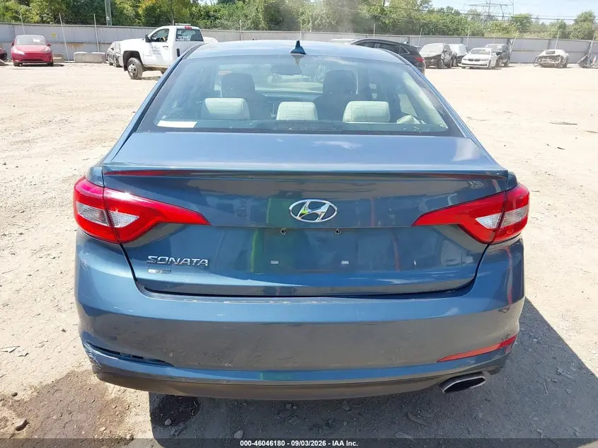 2016 HYUNDAI SONATA SE