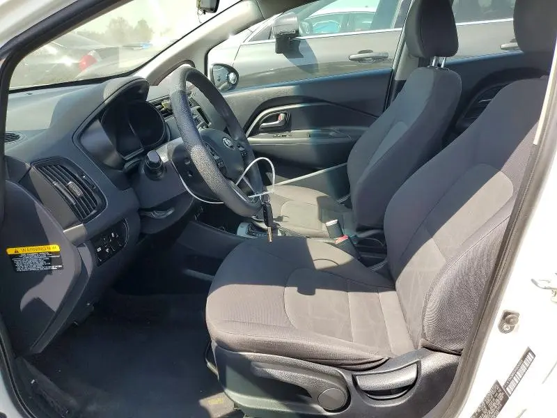 2013 KIA RIO LX  