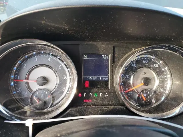 2015 CHRYSLER TOWN & COUNTRY S  