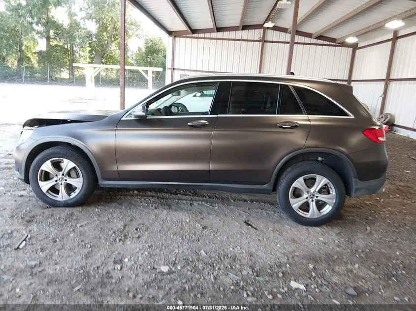 2016 MERCEDES-BENZ GLC 300  