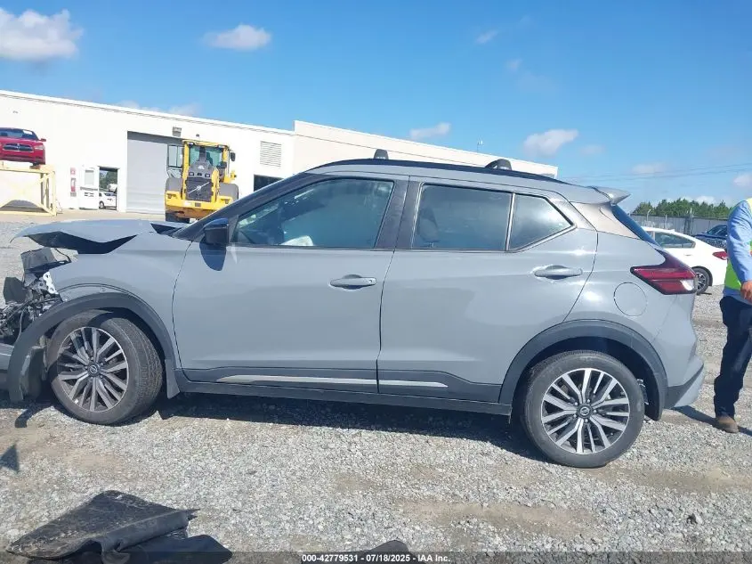 2021 NISSAN KICKS SR XTRONIC CVT