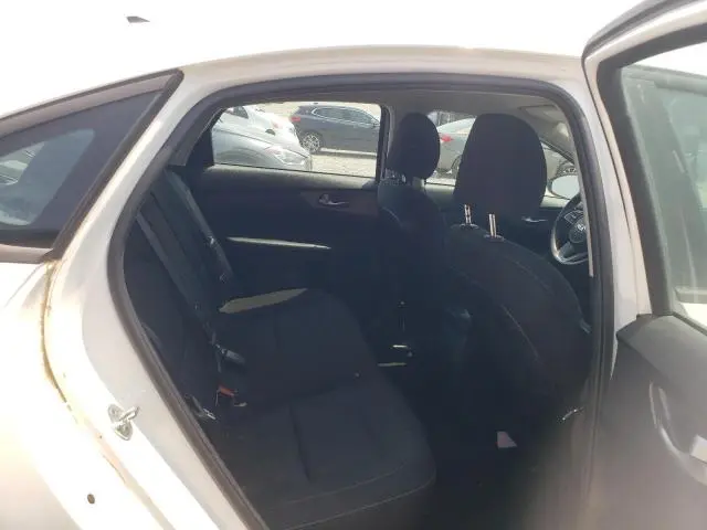 2021 KIA FORTE FE  
