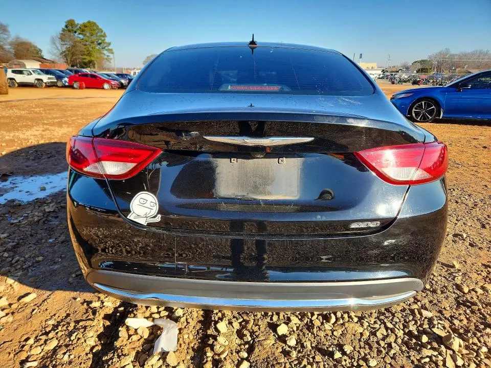 2016 CHRYSLER 200   