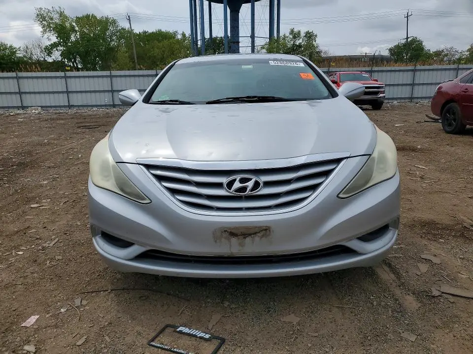 2011 HYUNDAI SONATA GLS  