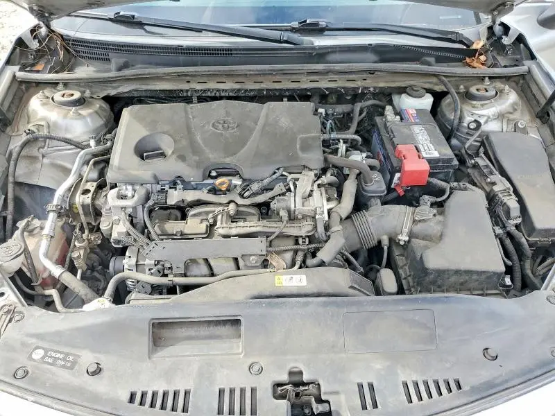 2019 TOYOTA CAMRY SE  